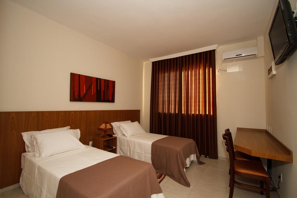 Ville De Montagne Hotel Brumadinho Bagian luar foto