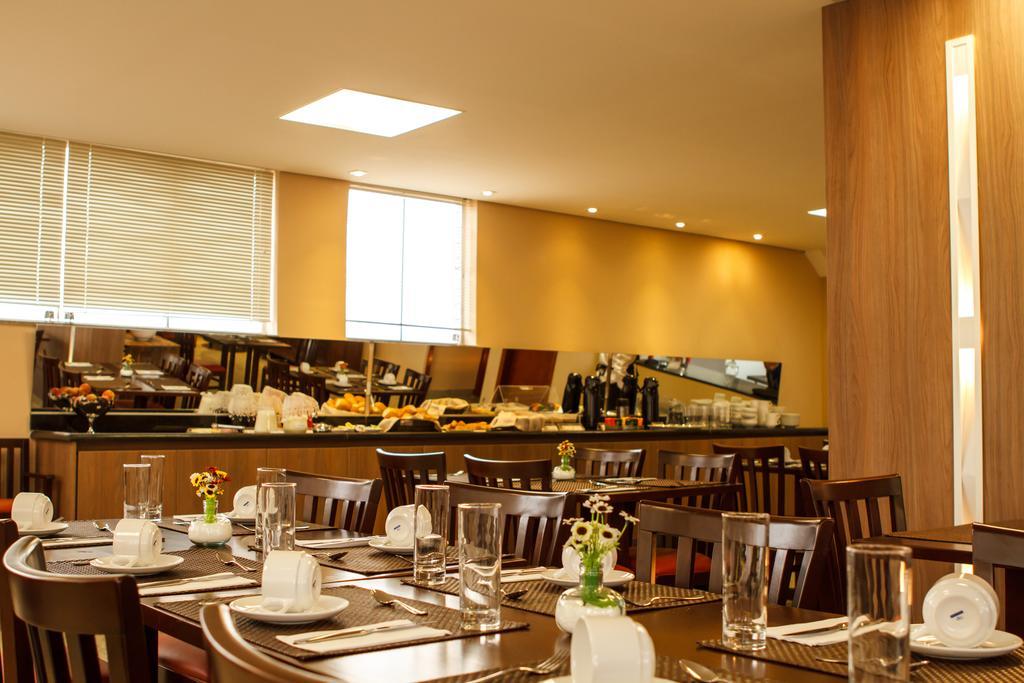 Ville De Montagne Hotel Brumadinho Bagian luar foto